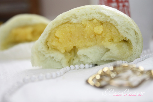 ซาลาเปาใบเตยเนื้อนุ่ม... ไส้ครีม-สังขยา 