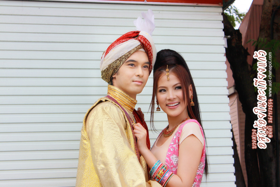 อสูรน้อยในตะเกียงแก้ว