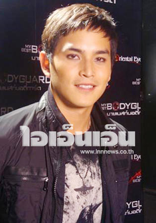  สงกรานต์ เตชะณรงค์