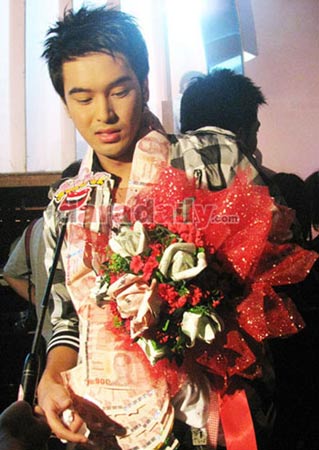 อ๊อฟ ชนะพล
