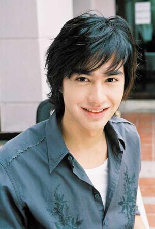 วิน ธาวิน