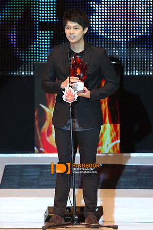 แดน วรเวช