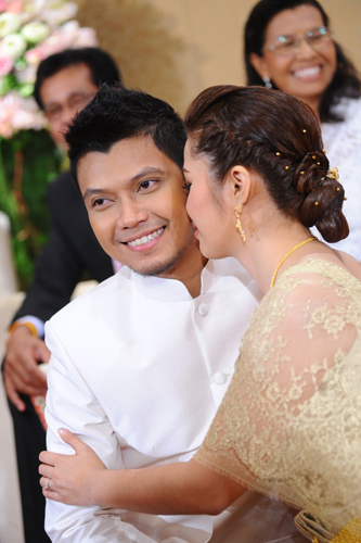 งานแต่ง หนุ่มกะลา