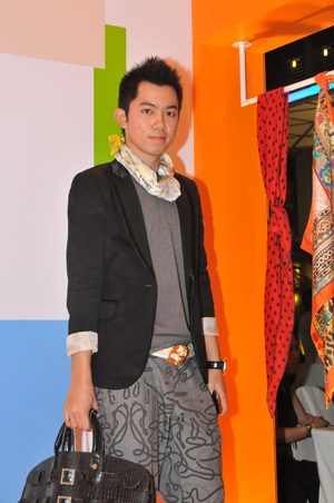 เสื้อผ้าแฟชั่น