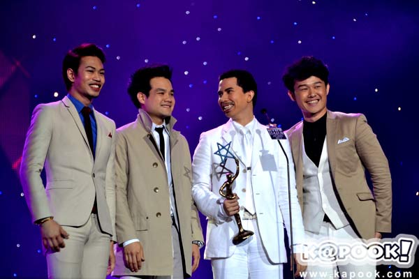 ไนน์เอ็นเตอร์เทนอวอร์ดส 2012 