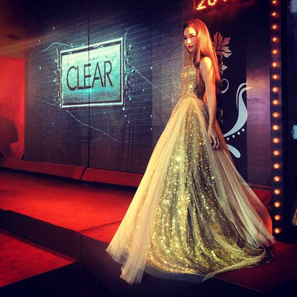 พลอย เฌอมาลย์ 