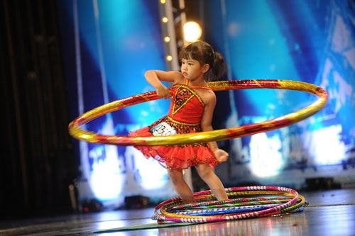 ผู้เข้าร่วมประกวดแข่งขัน