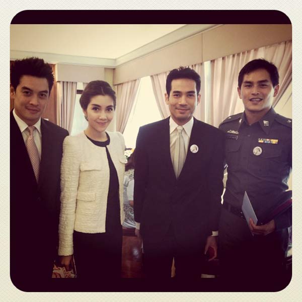 ชาคริต-วุ้นเส้น