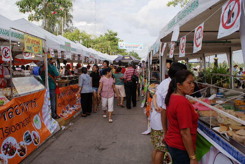 ตลาดน้ำอัมพวา