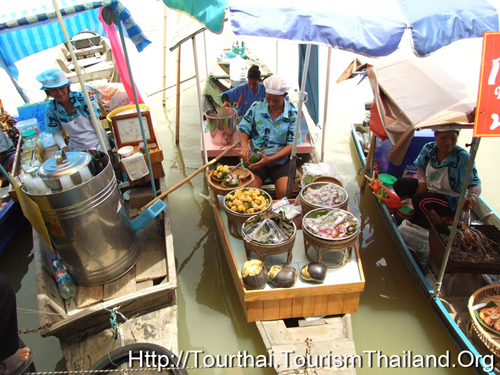 ตลาดน้ำบางคล้า