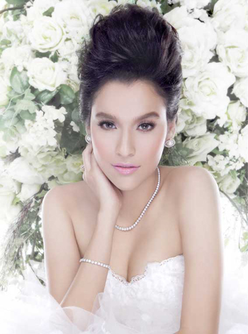 ชุดแต่งงาน ทรงผมเจ้าสาว
