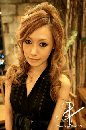 ทรงผมไปงานแต่งงาน