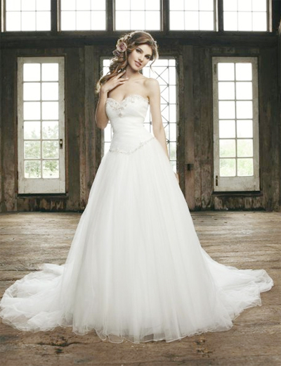 ชุดแต่งงานแบบเจ้าหญิง