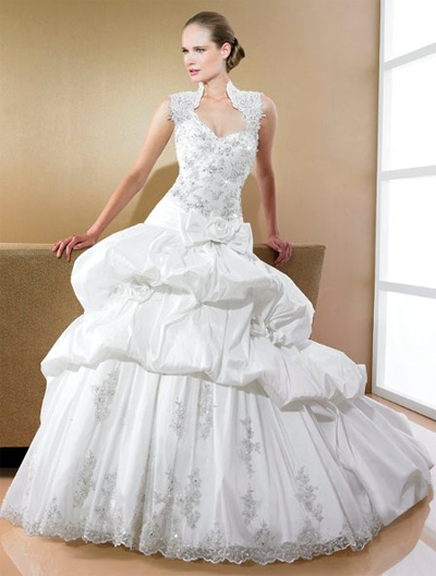 ชุดแต่งงานแบบเจ้าหญิง