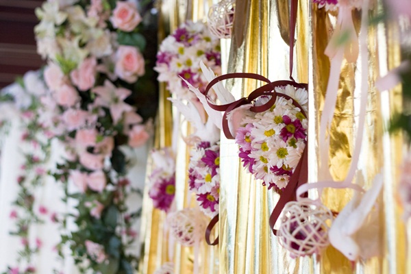 เนรมิตงานแต่งงานให้โดดเด่น ด้วยธีมสีม่วง