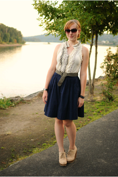 ชุดไปงานแต่งสไตล์วินเทจ