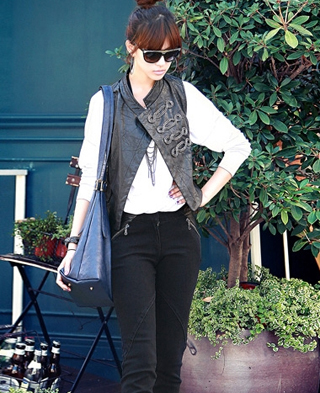 เสื้อผ้าแฟชั่น