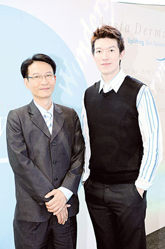 นพ.ชวลิต - นพ.สรวุฒิ