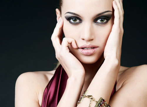 6 ความสวยที่ควรเลี่ยง เมื่อไปงานกลางคืน 