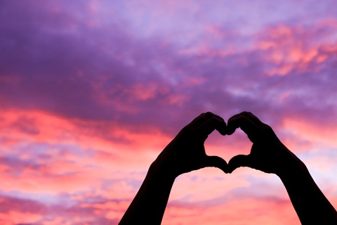 หลับตา...เพื่อให้ชินกับความมืด 