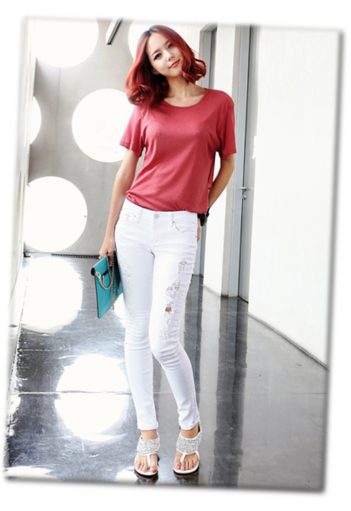 กางเกงยีนส์แบบสกินนี่ 