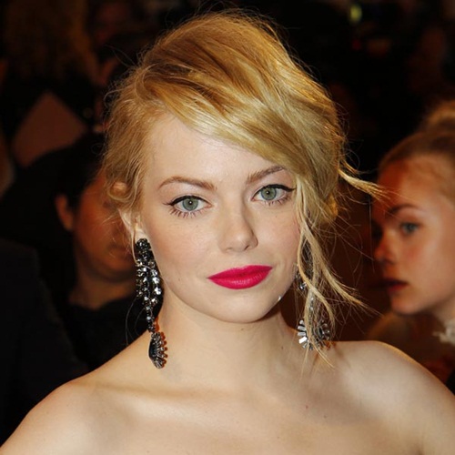 http://beautyeditor.ca/wp-content/uploads/Met-Ball-2011-Emma-Stone.jpg
