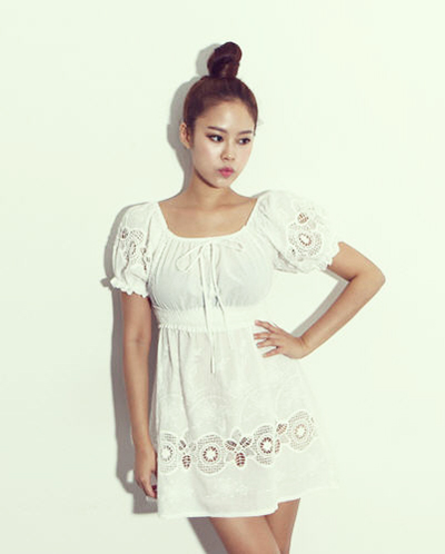 เสื้อลายฉลุ