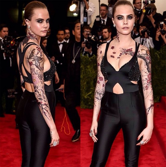 จั๊มพ์สูทดารา