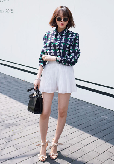 แฟชั่นชุดทำงานขาสั้น