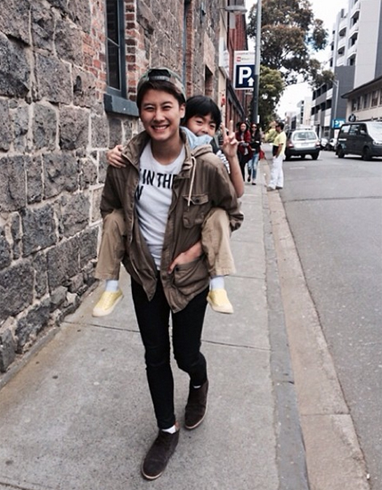 บีบี เอกนรี