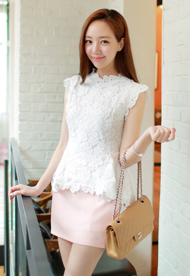 แฟชั่นเสื้อลูกไม้แขนสั้น