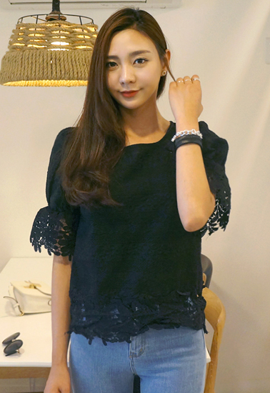 แฟชั่นเสื้อลูกไม้แขนสั้น