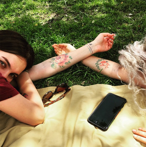 รอยสักครอสติช