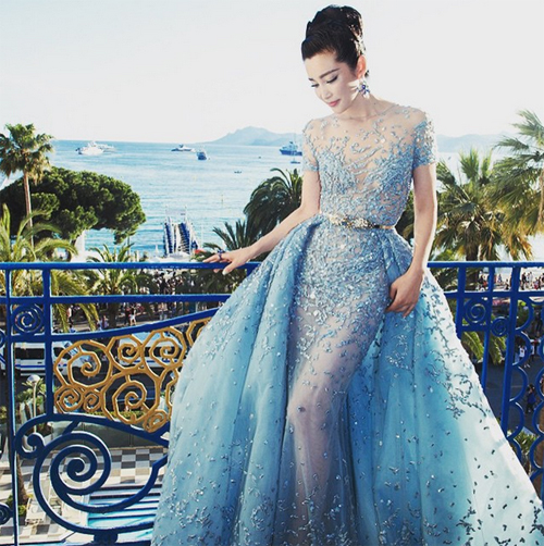 ทรงผมออกงานแบบเกล้า