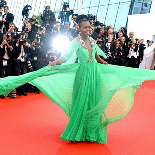 ทรงผมออกงานแบบเกล้า