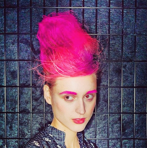 ย้อมขนคิ้ว