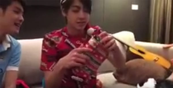 ครอบครัว เจ เจตริน