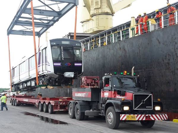 รถไฟฟ้าสายสีม่วง