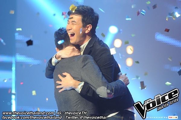 แสตมป์ ออกจาก the voice