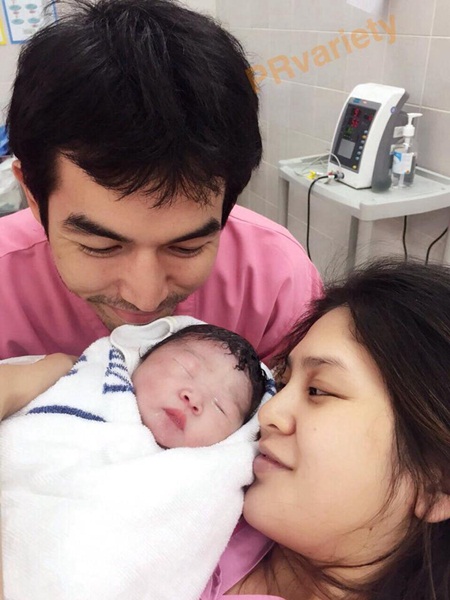 แฮ็ค รุ่งเรือง สุดปลื้ม ภรรยาคลอดลูกสาวแล้ว ตั้งชื่อ น้องพิตต้า