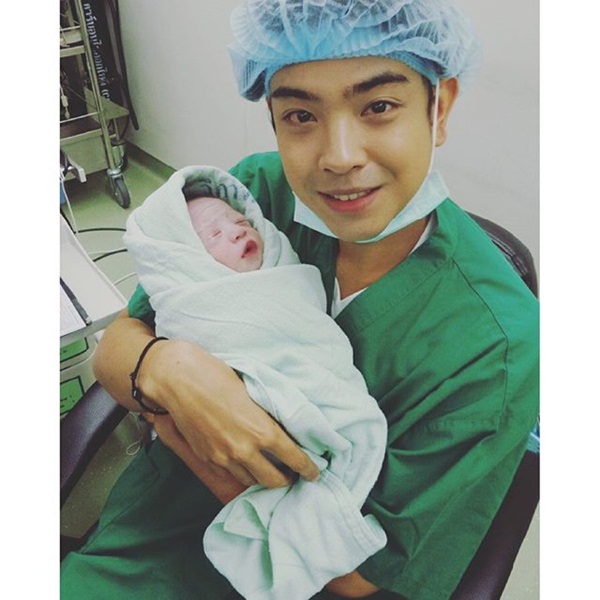 บอล วิทวัส  แถลงข่าวลูกคนที่ 2 ตั้งชื่อ น้องนิวตัน