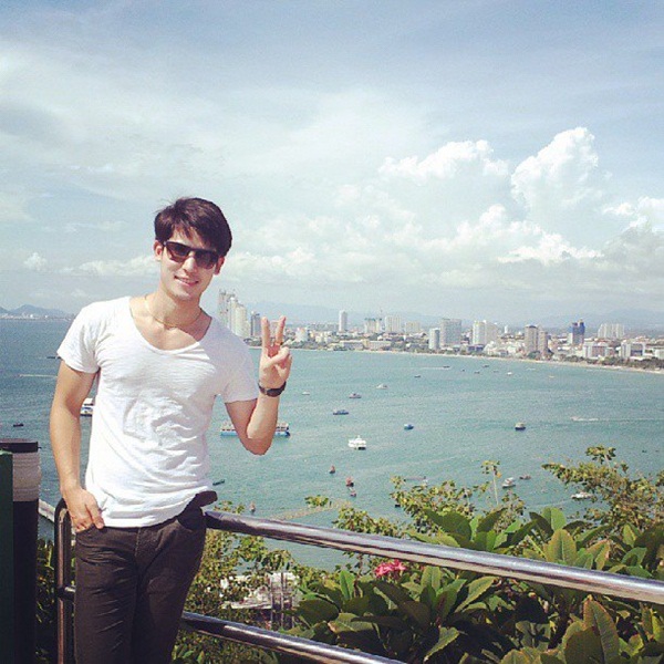  เอ เอกราช หรือ พระปิ่นทอง