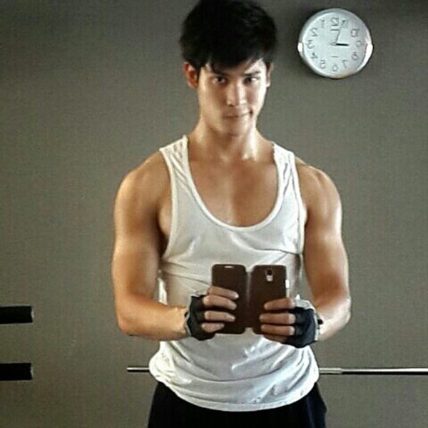  เอ เอกราช หรือ พระปิ่นทอง