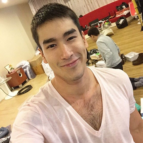 ณเดชน์ คูกิมิยะ