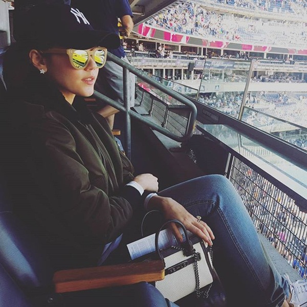 ชมพู่ อารยา