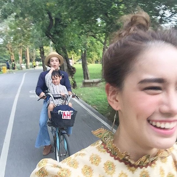 แอมมี่-ไอด้า พา น้องลัลลาเบล ตะลุยสวนรถไฟ