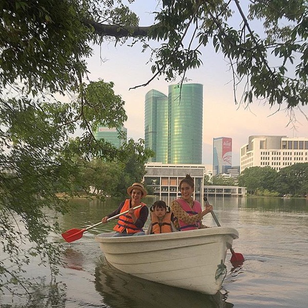 แอมมี่-ไอด้า พา น้องลัลลาเบล ตะลุยสวนรถไฟ