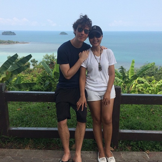 12 คู่หวานแห่งวงการบันเทิง ประจำปี 2558