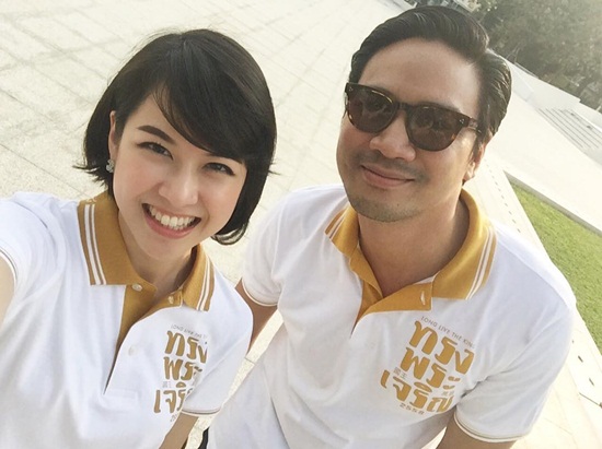 12 คู่หวานแห่งวงการบันเทิง ประจำปี 2558