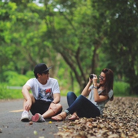 12 คู่หวานแห่งวงการบันเทิง ประจำปี 2558